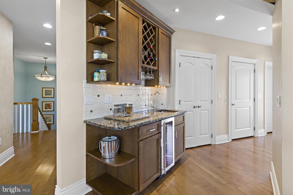 359 W 12TH STREET