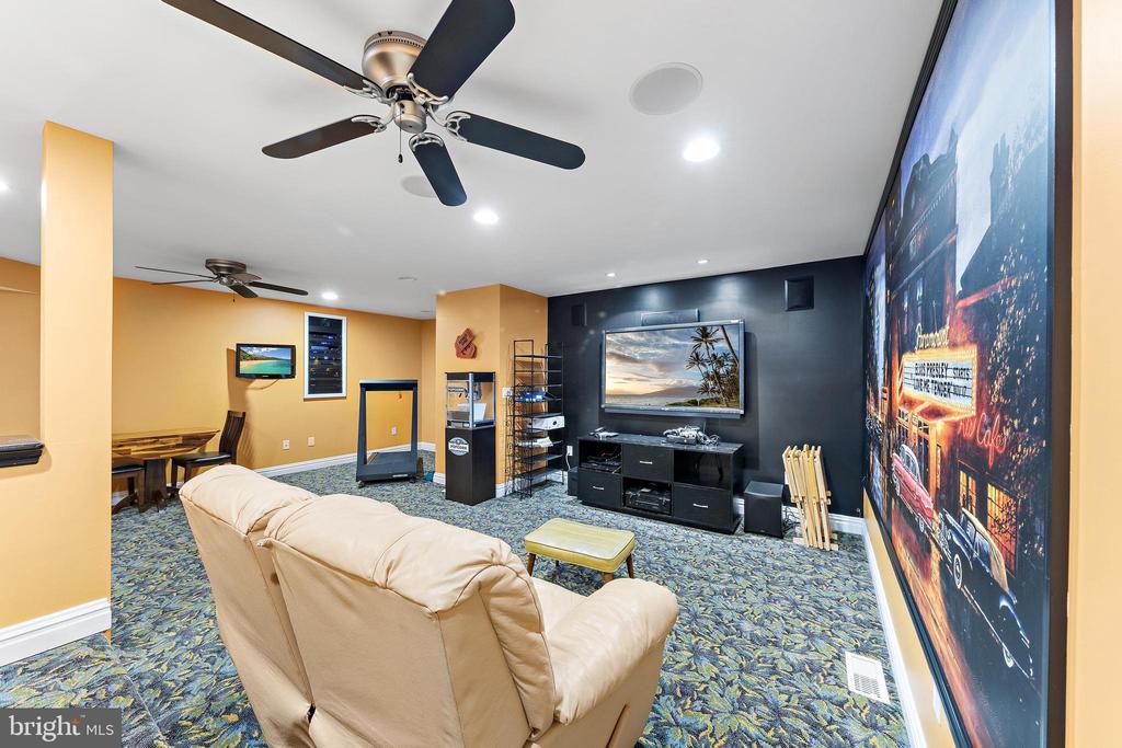 359 W 12TH STREET