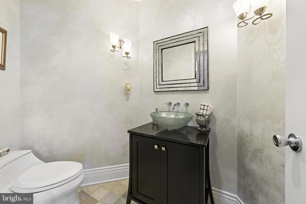 359 W 12TH STREET