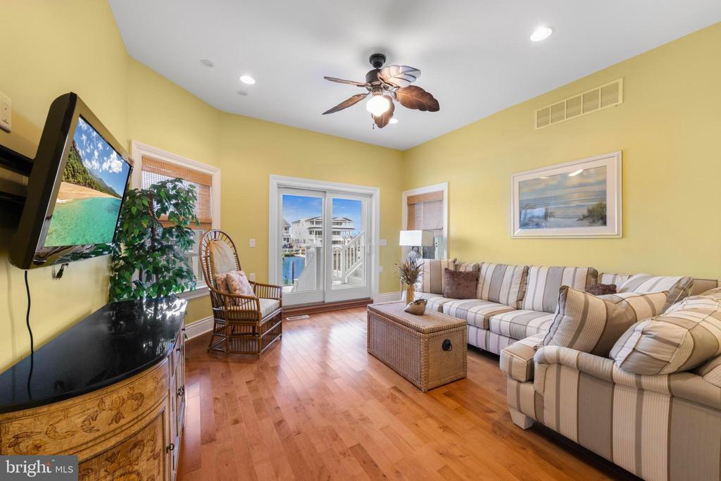 359 W 12TH STREET
