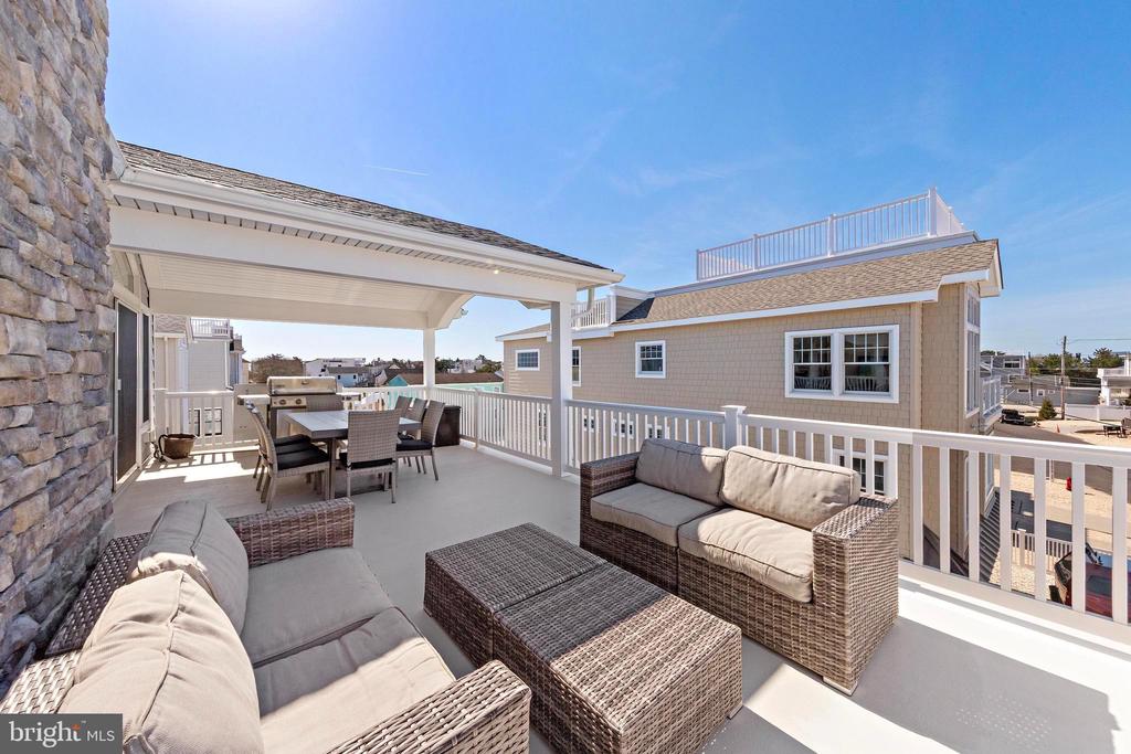 30 W HARDING AVENUE