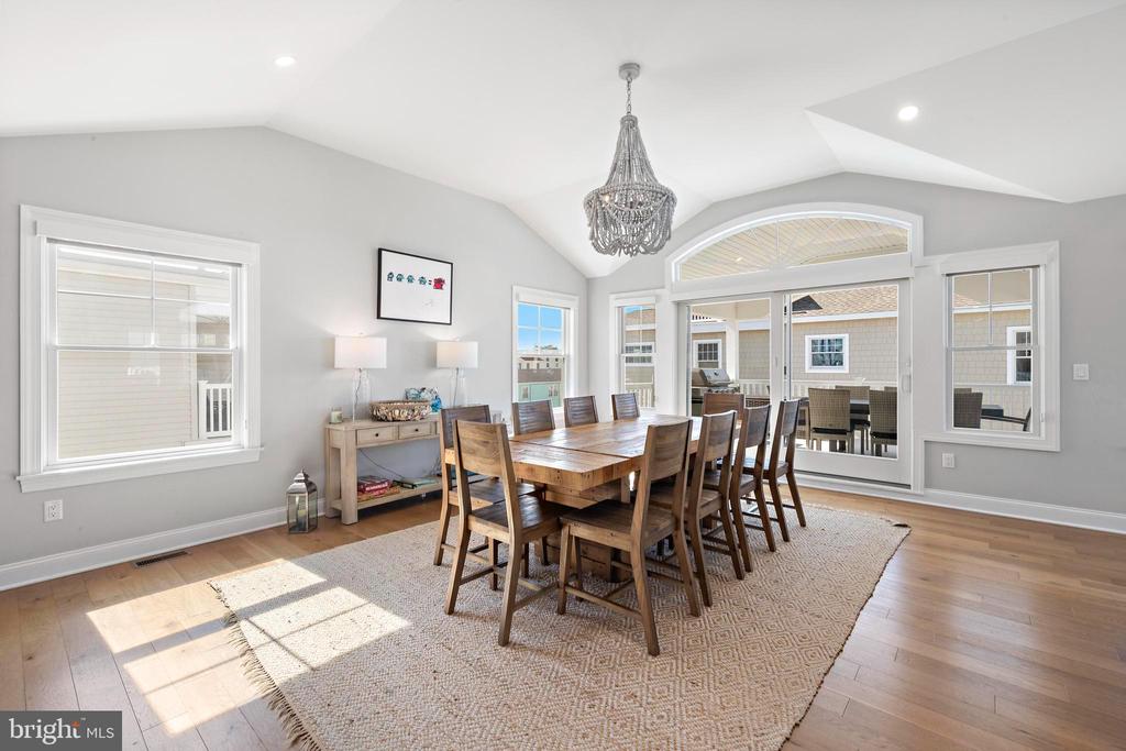 30 W HARDING AVENUE
