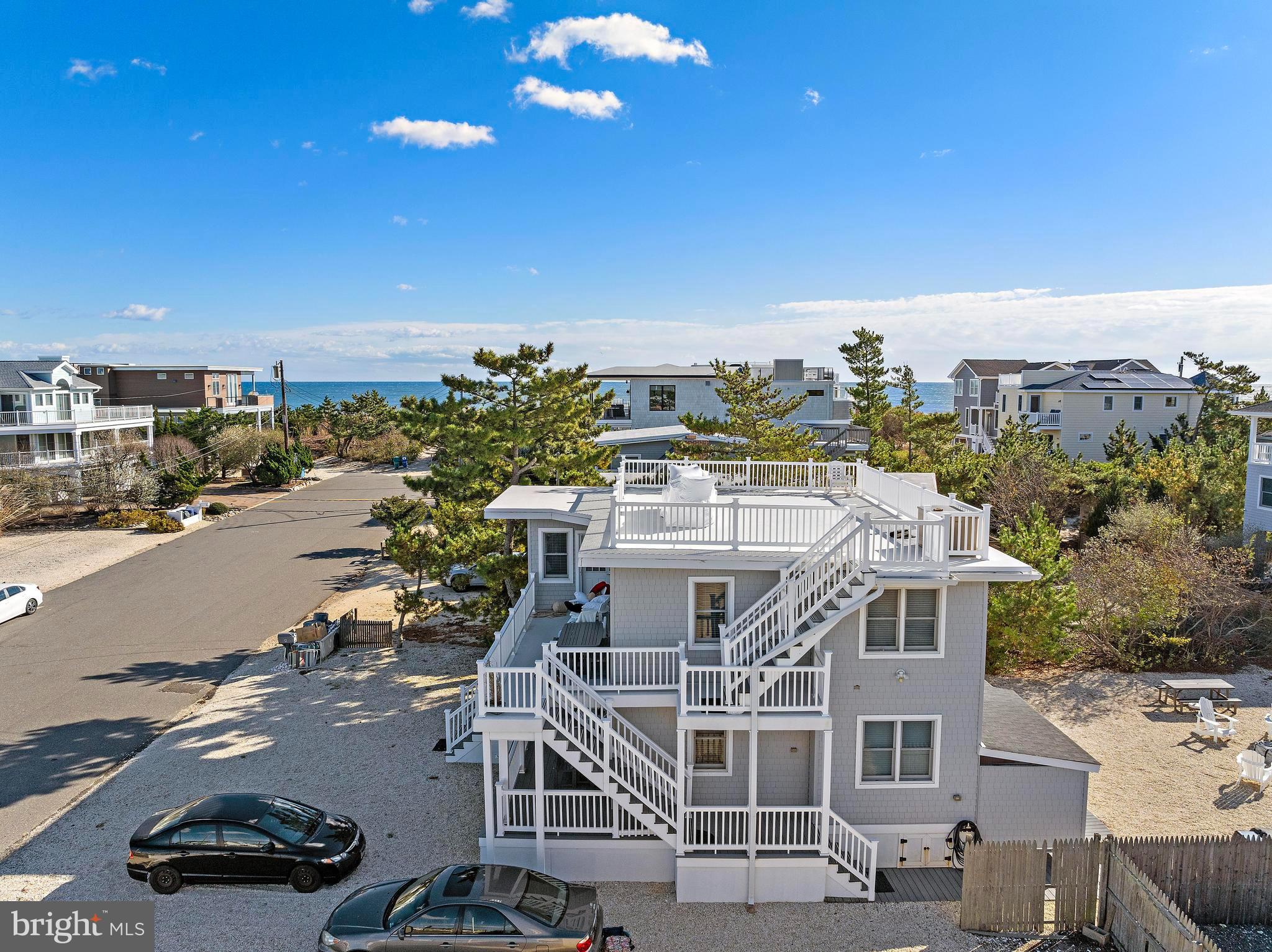 2 E 79TH STREET