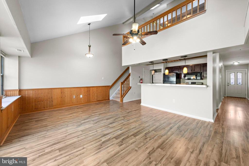 99 WESTCHESTER DRIVE