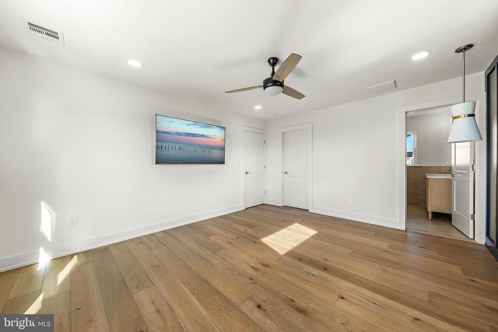 228 N 14TH STREET
