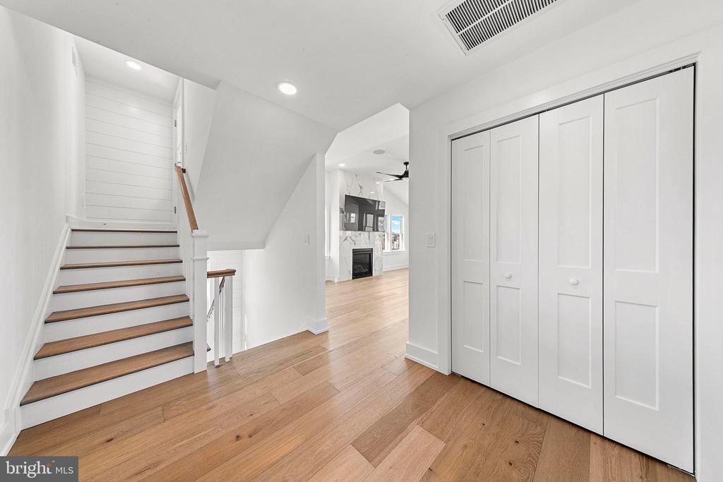 228 N 14TH STREET