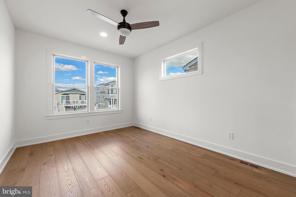 228 N 14TH STREET