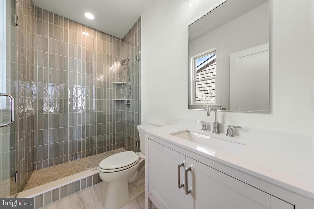 228 N 14TH STREET