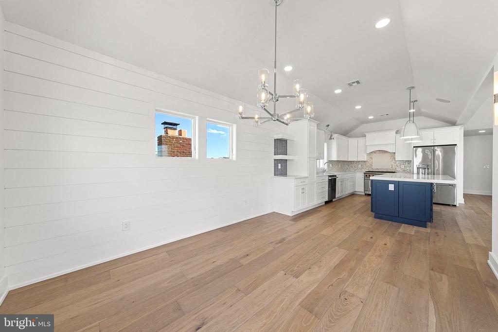 228 N 14TH STREET