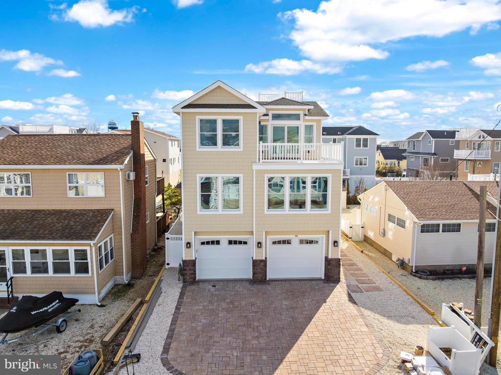 228 N 14TH STREET