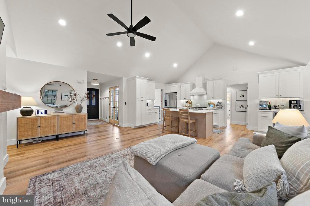 117 BOWLINE ROAD