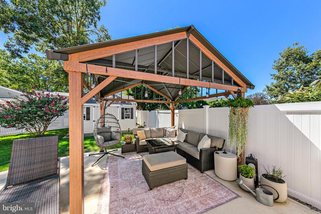 117 BOWLINE ROAD
