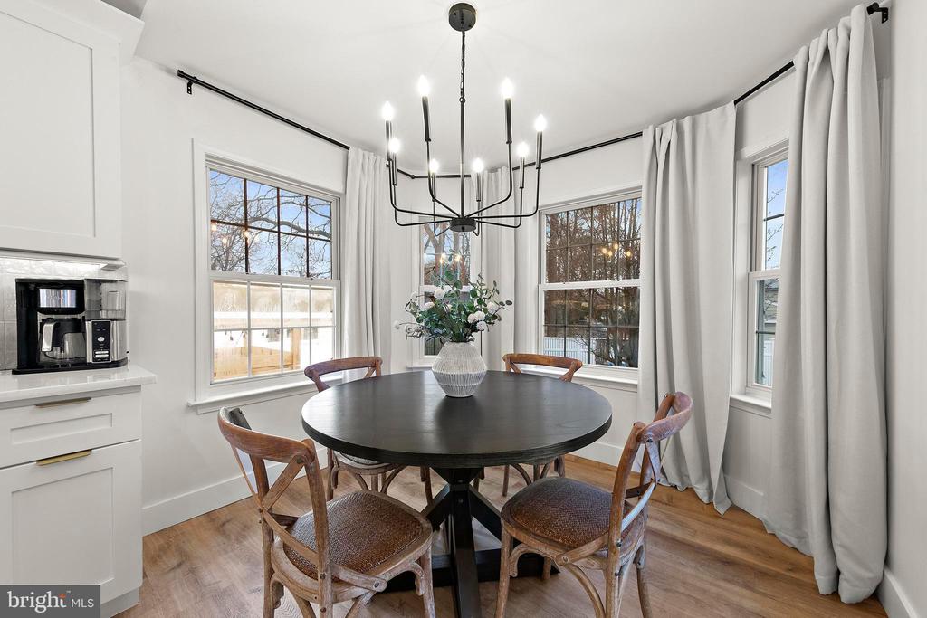 117 BOWLINE ROAD