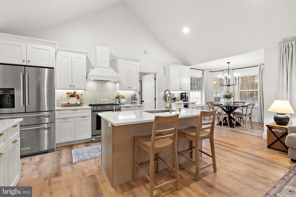 117 BOWLINE ROAD