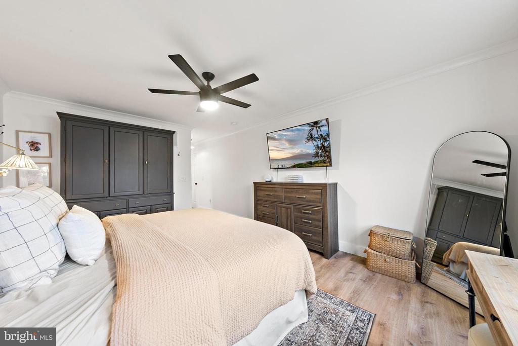 117 BOWLINE ROAD