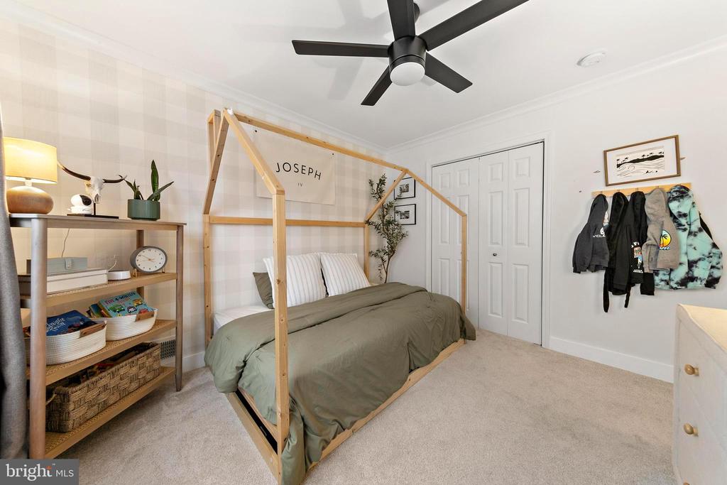 117 BOWLINE ROAD