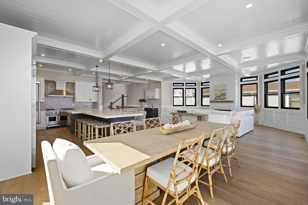 11 E 30TH STREET