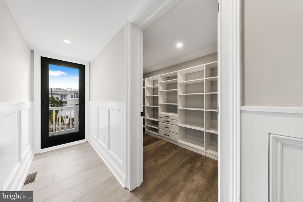 11 E 30TH STREET