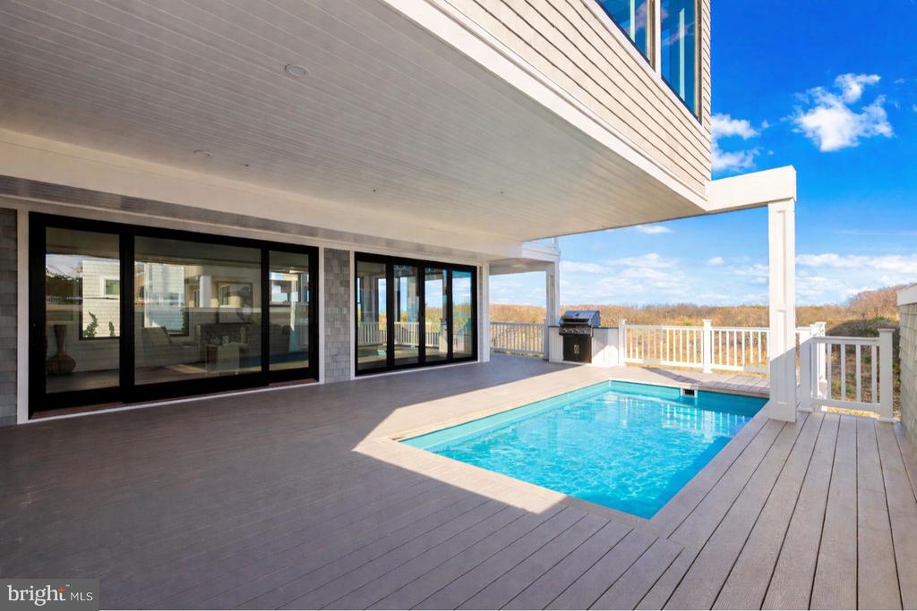 11 E 30TH STREET