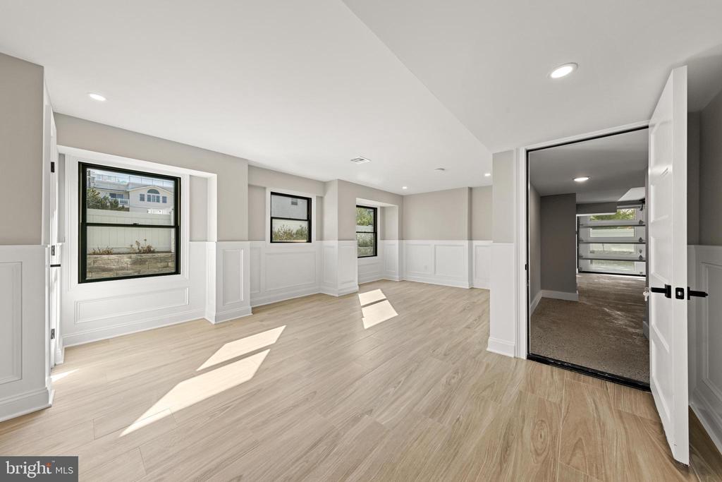 11 E 30TH STREET