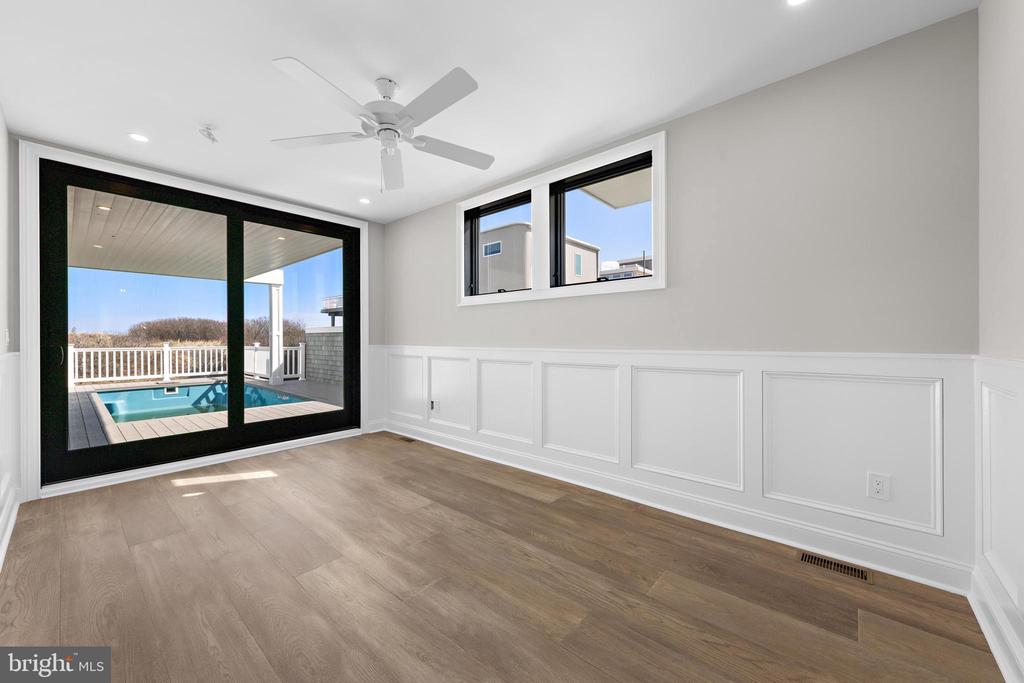 11 E 30TH STREET