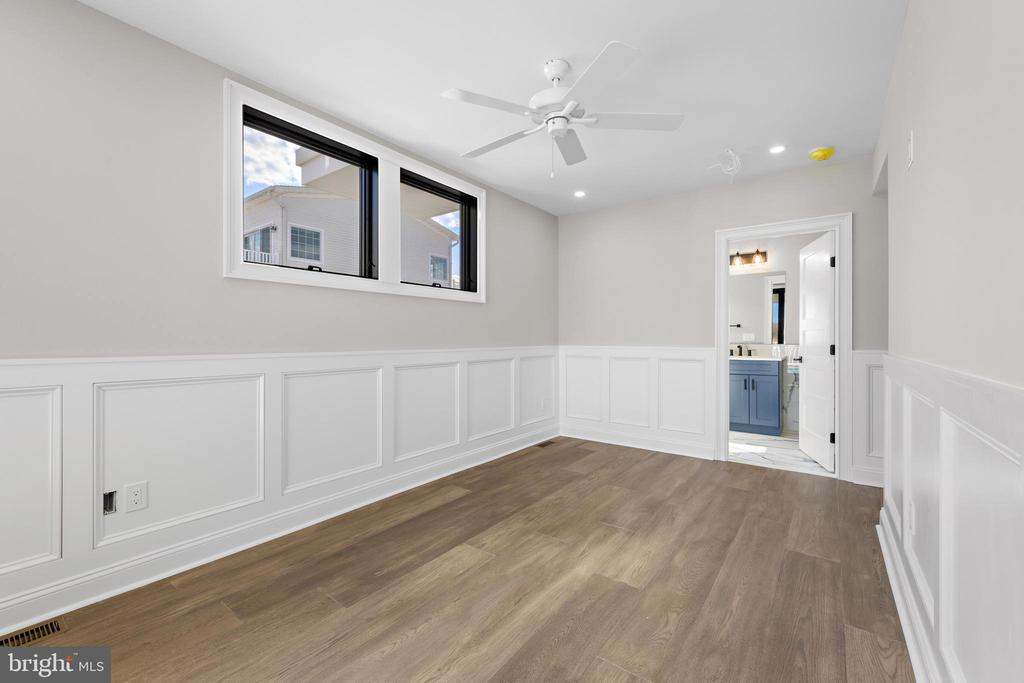 11 E 30TH STREET