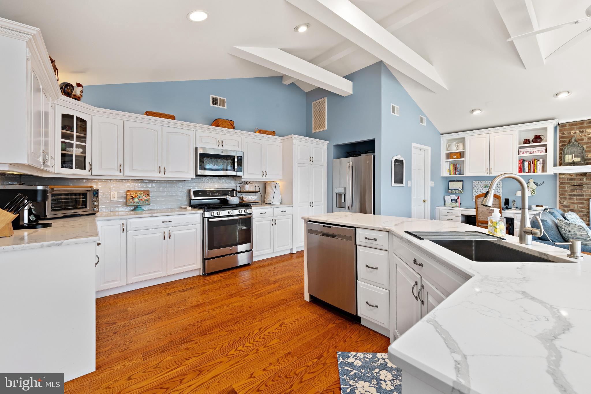 403 JERSEY CITY COURT