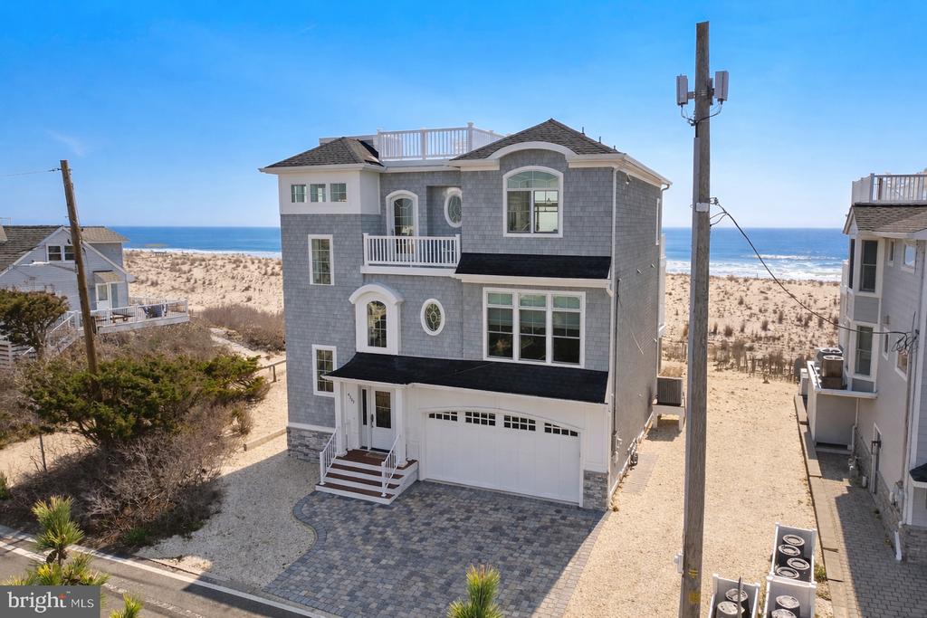 4303 OCEAN BOULEVARD