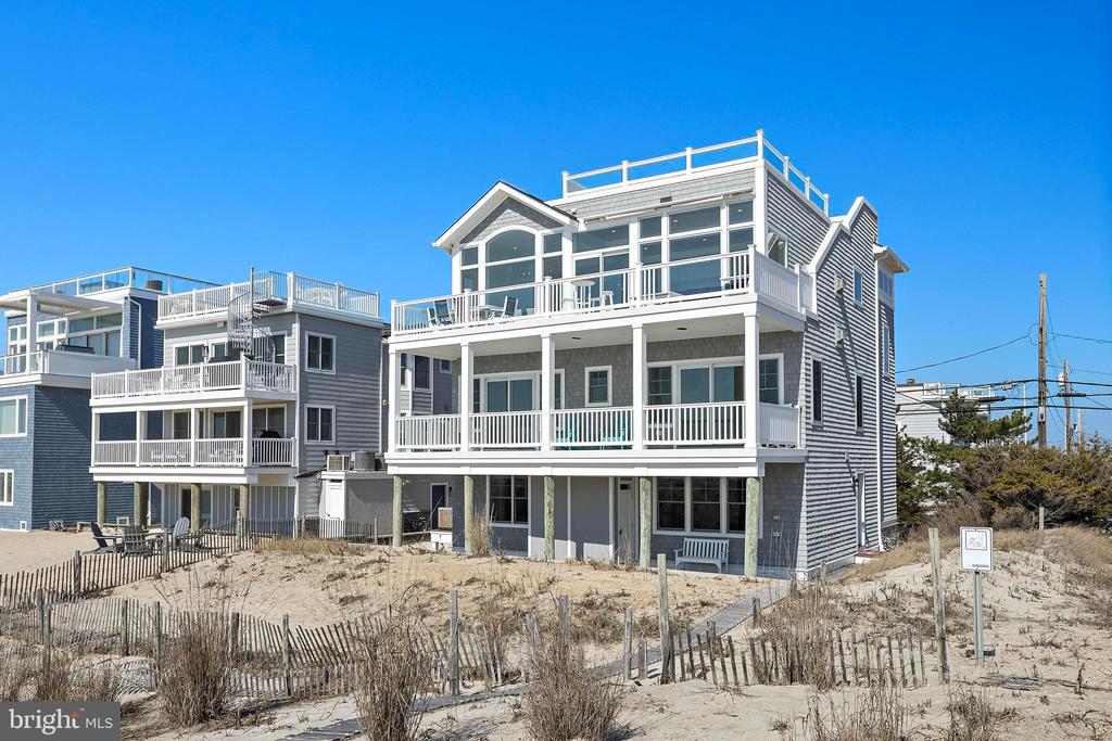 4303 OCEAN BOULEVARD