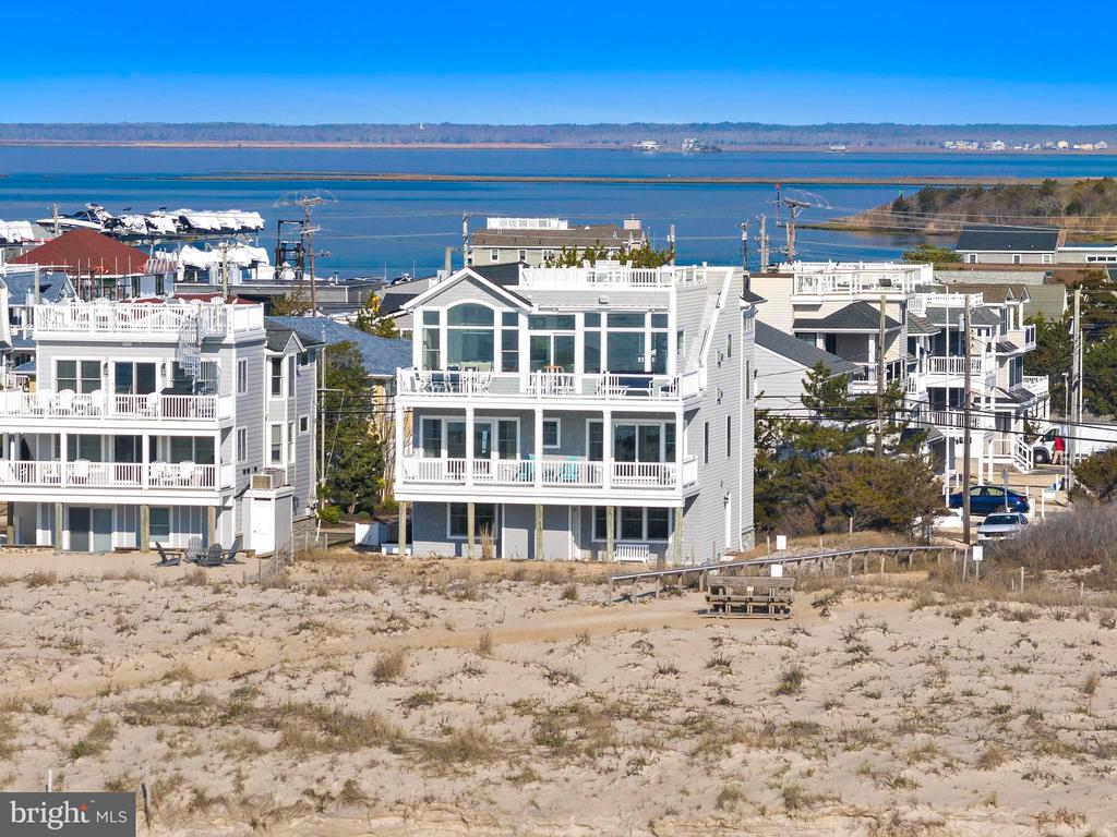 4303 OCEAN BOULEVARD