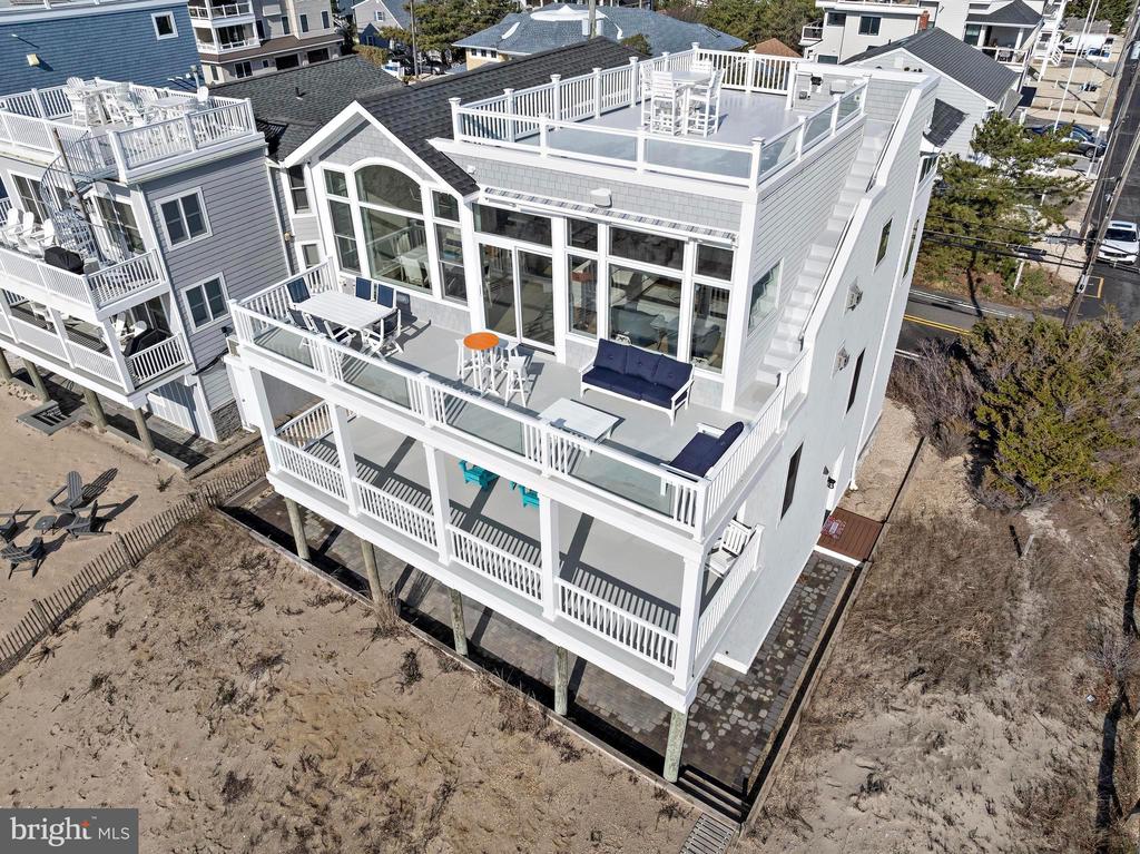 4303 OCEAN BOULEVARD