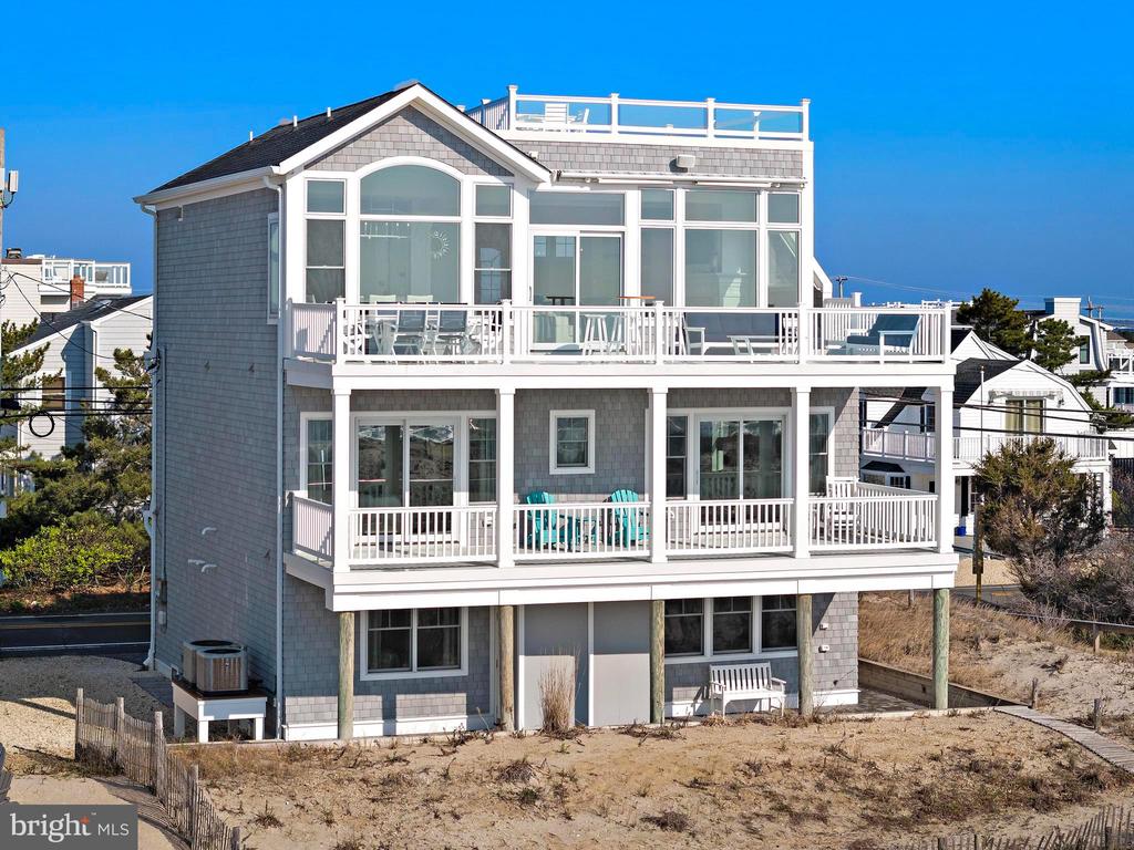 4303 OCEAN BOULEVARD