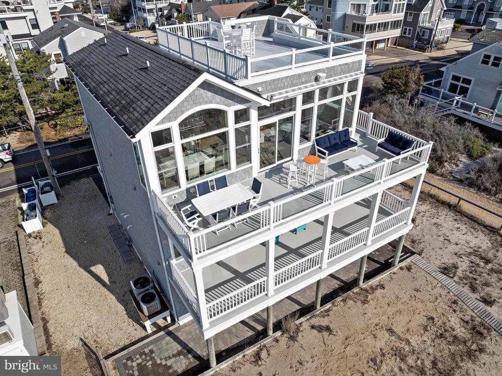 4303 OCEAN BOULEVARD