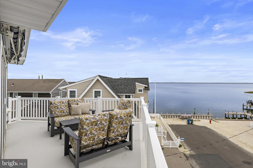 46 W SAND DUNE LANE