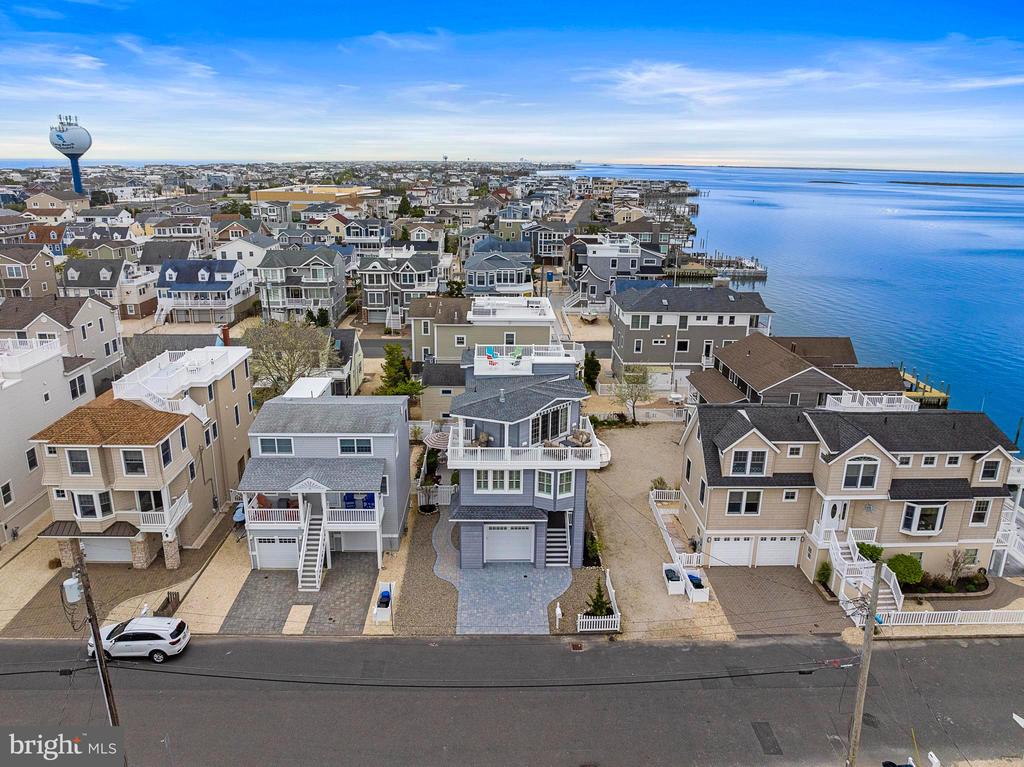 46 W SAND DUNE LANE