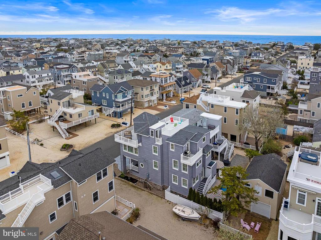 46 W SAND DUNE LANE