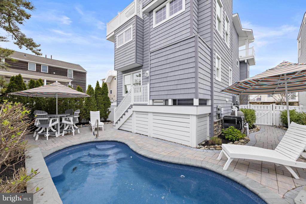 46 W SAND DUNE LANE