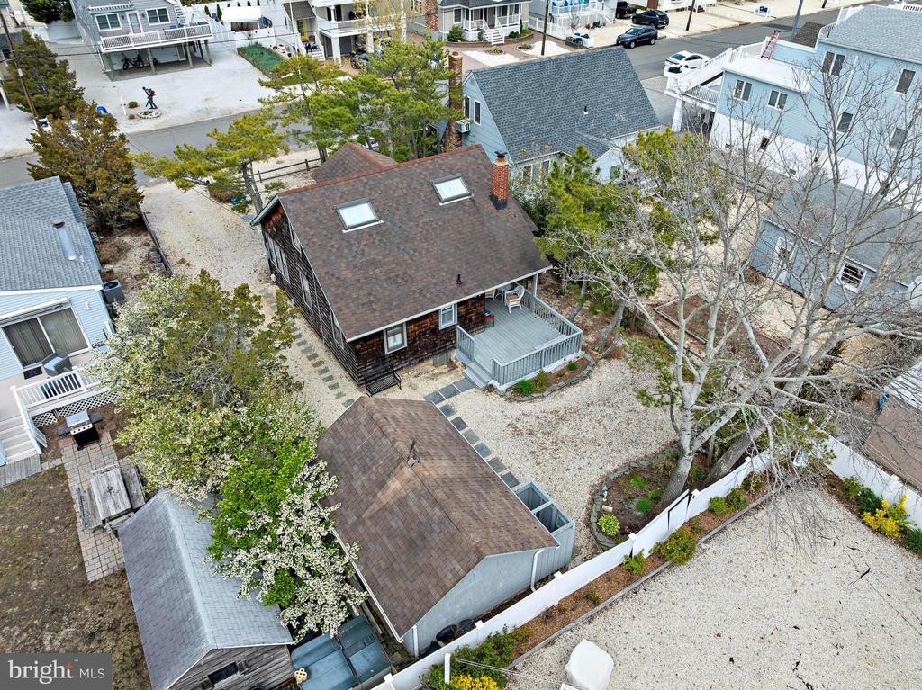 276 N 11TH STREET