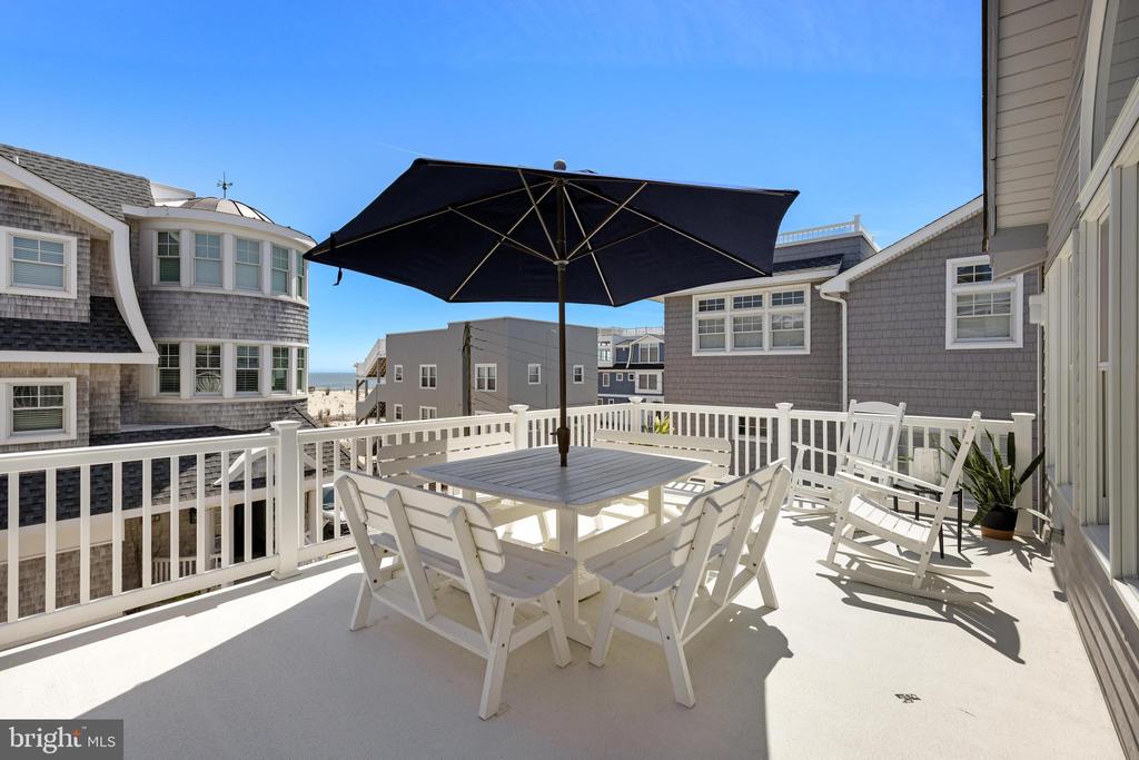 7403 OCEAN BLVD