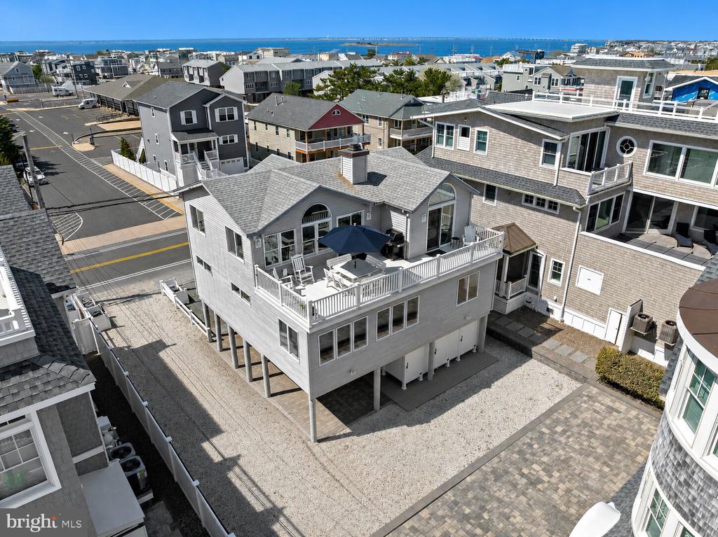 7403 OCEAN BLVD