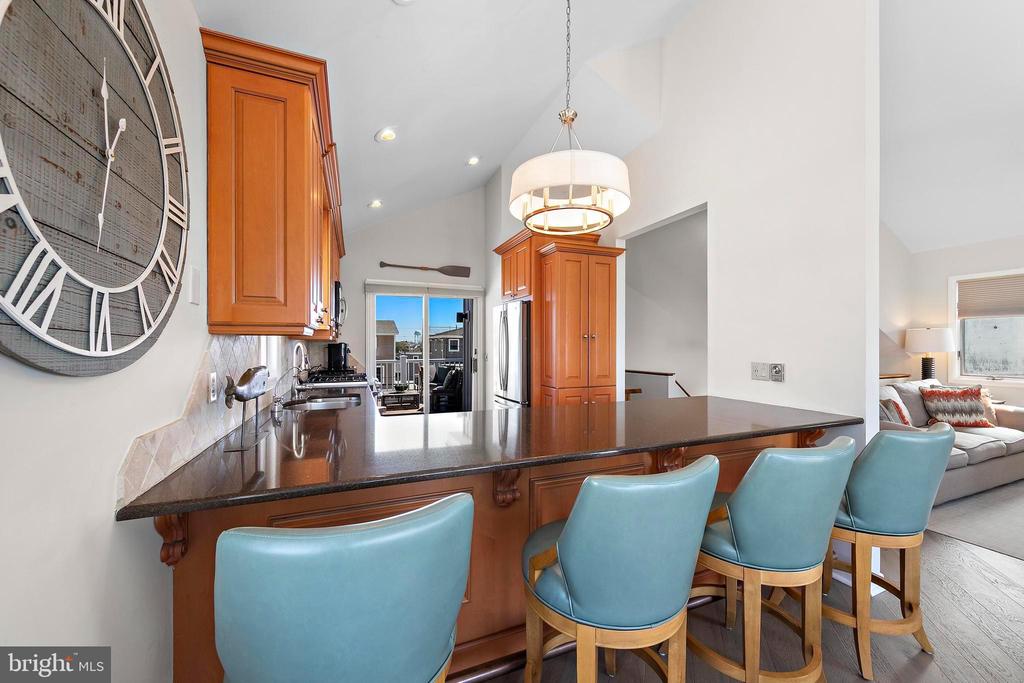 218 W 27TH STREET