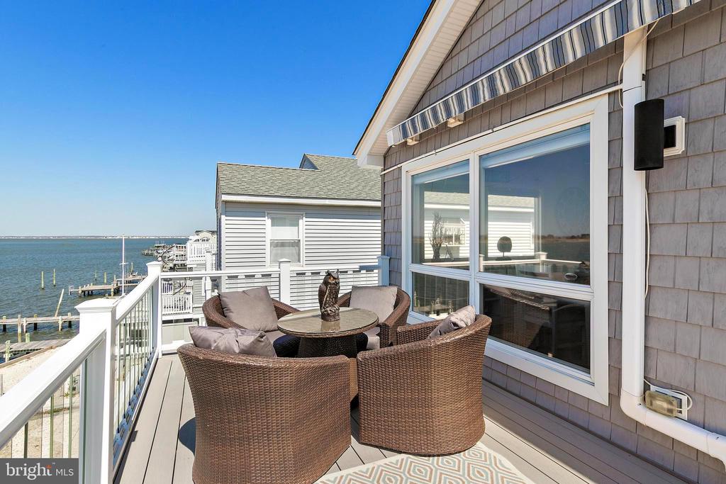 218 W 27TH STREET
