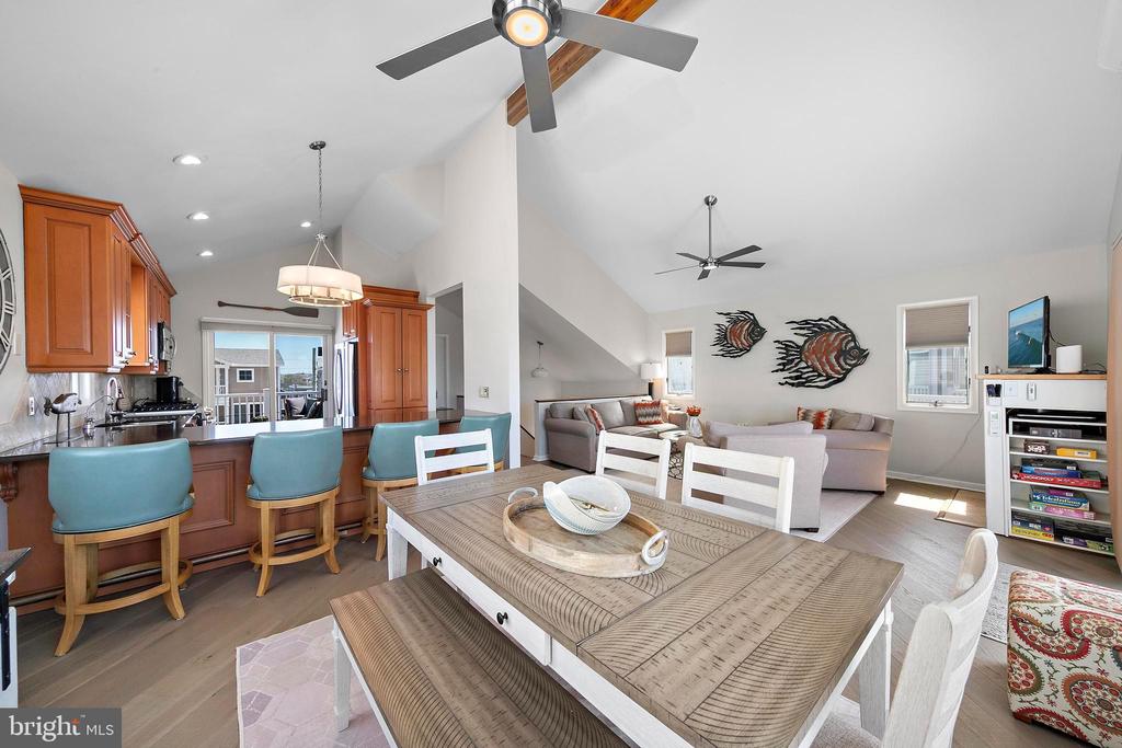 218 W 27TH STREET