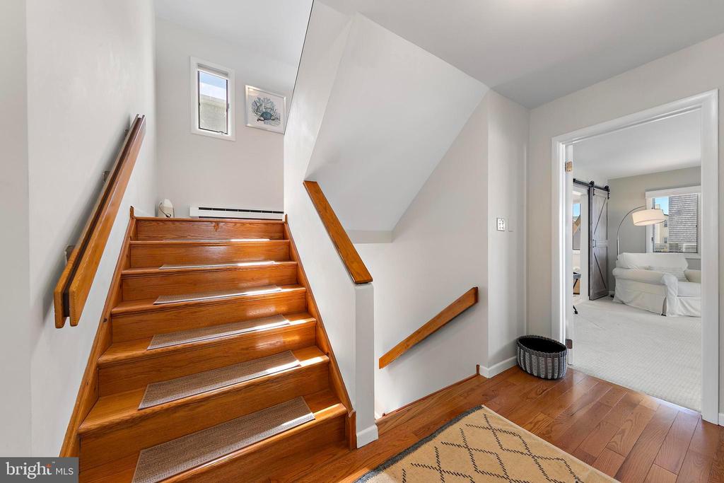 218 W 27TH STREET