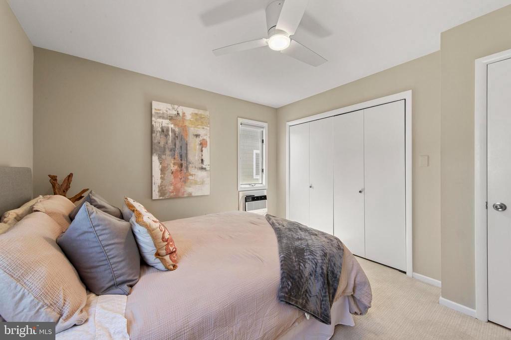 218 W 27TH STREET