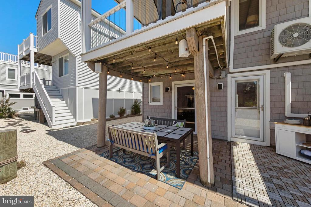 218 W 27TH STREET
