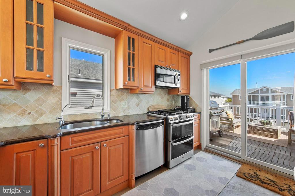 218 W 27TH STREET