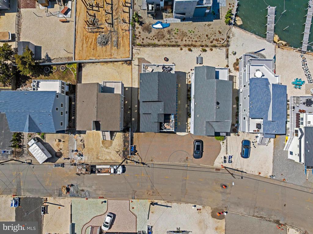 218 W 27TH STREET