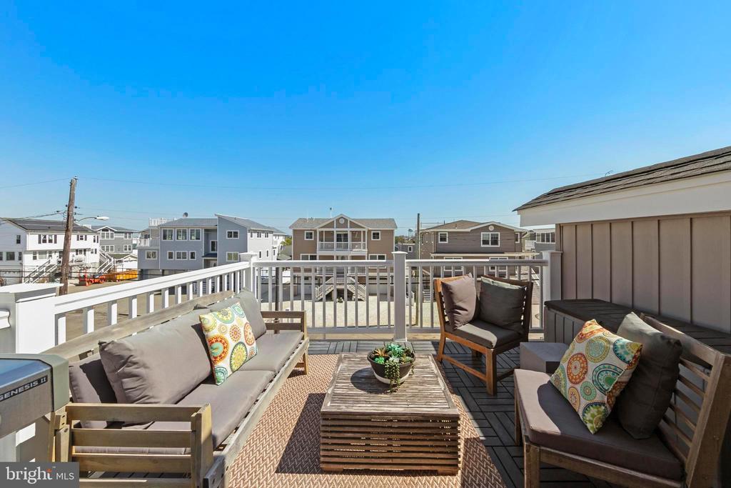 218 W 27TH STREET