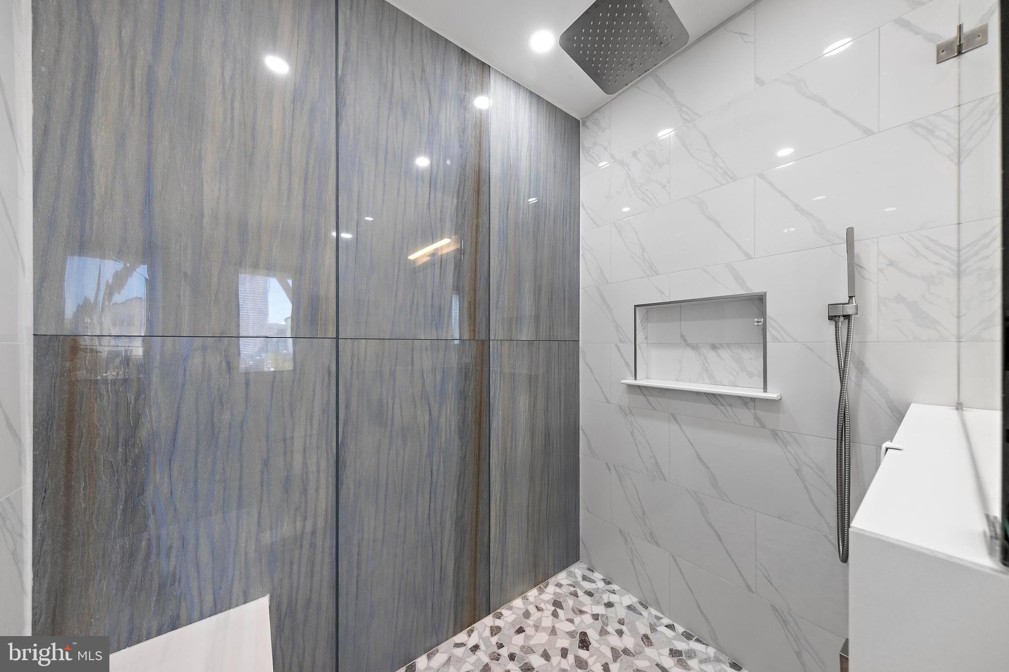 218 W 27TH STREET